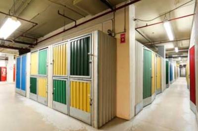 Storage Units at Montreal Mini Storage - Ville Marie - 2250 Boul de Maisonneuve E, Montreal QC